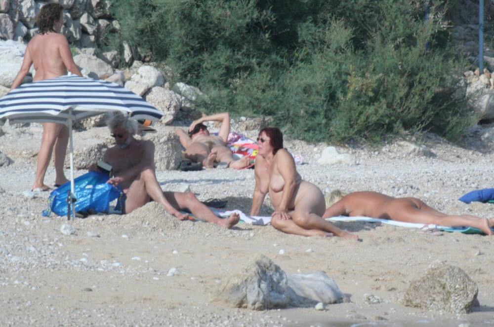 Croatian Baska Beach pics - Naturism and nudism