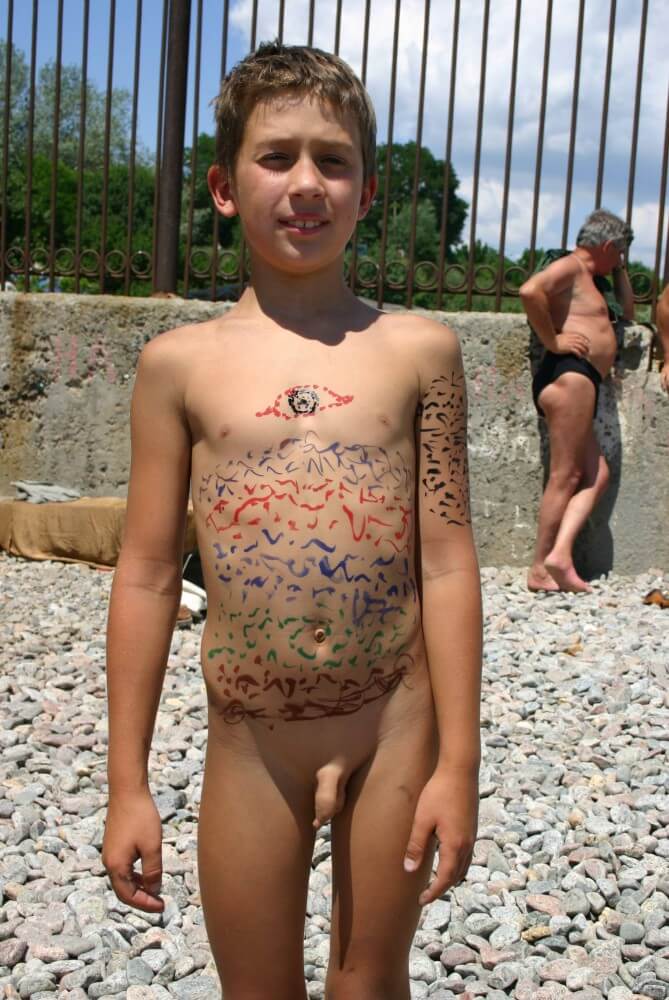 Father and Daughter Painted pics - Naturism and nudism