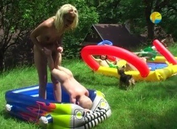 Naturist Freedom: Not only Skipping Ropes - Naturism and nudism