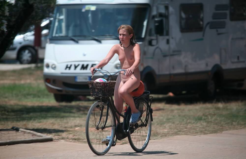 Leaving the Outdoor Site pics - Naturism and nudism