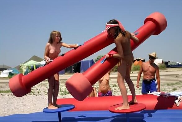 Premium Content # 32 - Naturism and nudism