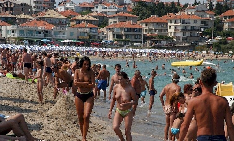 Enature - resort in solar Bulgaria - Naturism and nudism
