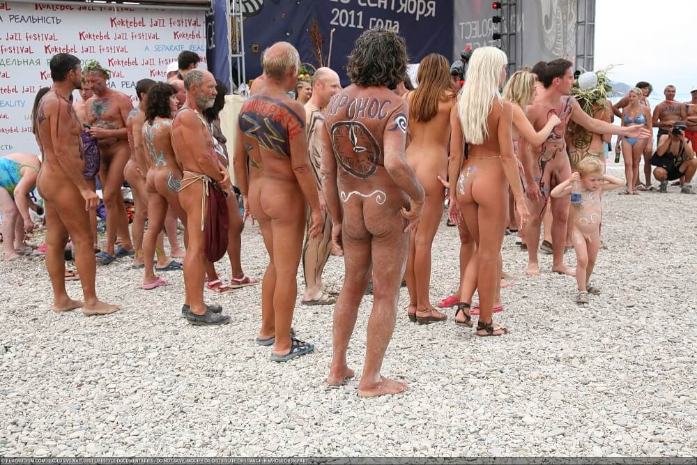 Premium Content 48 - Naturism and nudism