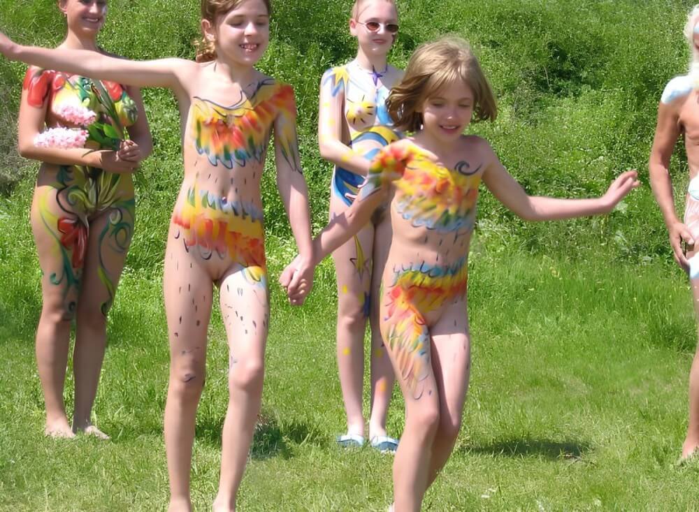 Naturism photo gallery # 29 - Naturism and nudism