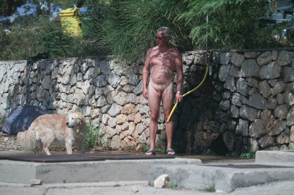 Shower-Wall Bath Parents pics - Naturism and nudism